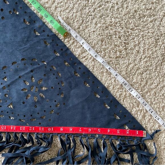 Renee's NYC Blue Triangle Scarf - Picture 10 of 13